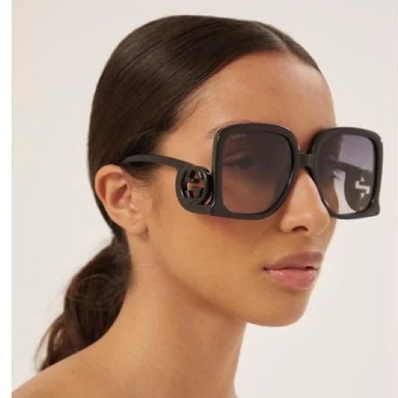 NEW GUCCI WOMEN BLACK SUNGLASSES - Picture 1 of 10